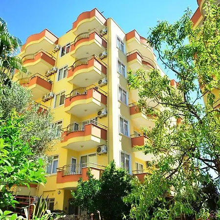 In Gundogan Sitesi 4757 Apartment