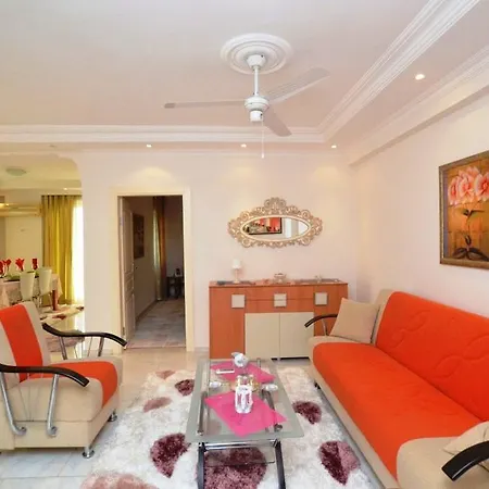 In Gundogan Sitesi 4757 Apartment